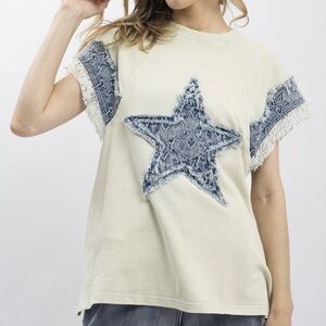 🌼H213 Blue Velvet L p23 Cream Short-Sleeve Tee with Distressed Denim Star Top